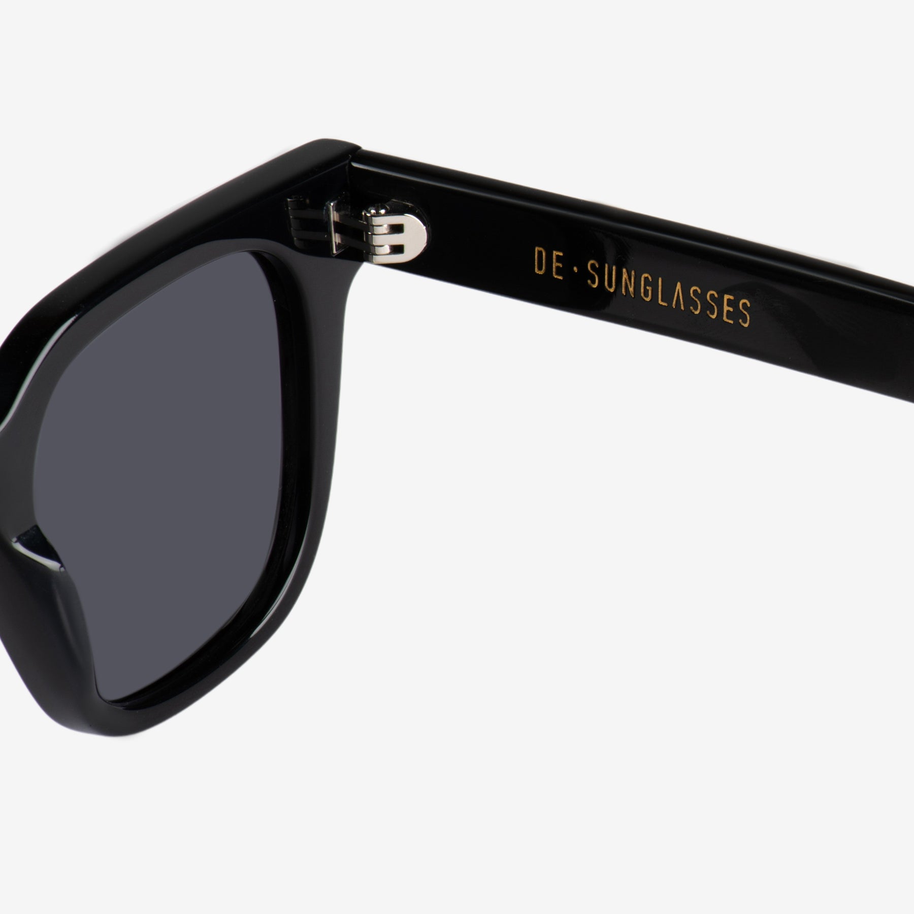 De-sunglasses| Dash black | Sunglasses for men and women