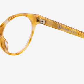 a close up of a pair of scissors 